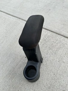 Toyota Yaris 2007 Yaris 2Dr. Center Console Arm Rest - Picture 1 of 6