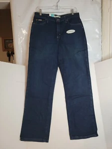 NEW LEE Womans Relaxed Fit Straight Leg Jeans Size 8P Inseam 32" Cowgirl casual - Picture 1 of 7