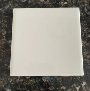 1 EA Keramik Wandfliese 4 1/4" weiß glänzend 4x4 - Bild 1 von 3