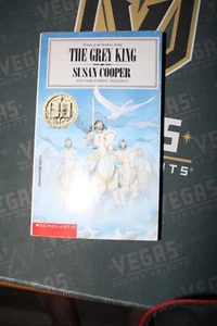 The Grey King by Cooper, Susan - Picture 1 of 3