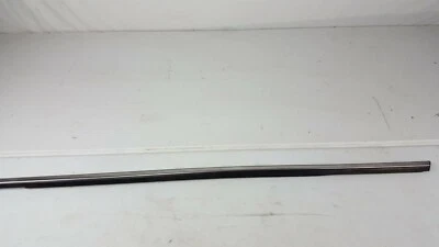 Ford Five Hundred 2005-2007 conductor puerta delantera izquierda ventana cinturón sello OEM Foto 1 de 4