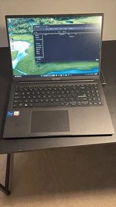 ASUS VivoBook 16 Laptop - Picture 1 of 7