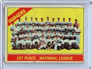 1966 Topps Los Angeles Dodgers Team Sandy Koufax #238 ⭐️💥🎯 G/G+ - Picture 1 of 2