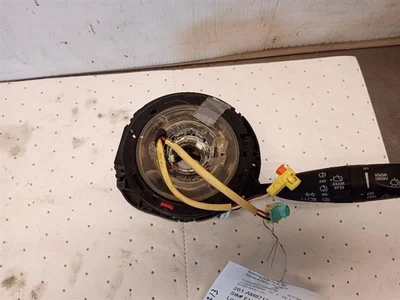 Interruptor de señal de giro de columna de resorte de reloj de 2013 Jeep Grand Cherokee 10797099 Foto 1 de 4