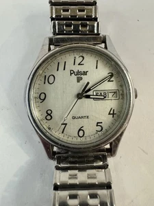 Vintage Pulsar Men Y149-6019 Classic Day Date Silver Tone Quartz Analog Watch - Picture 1 of 6