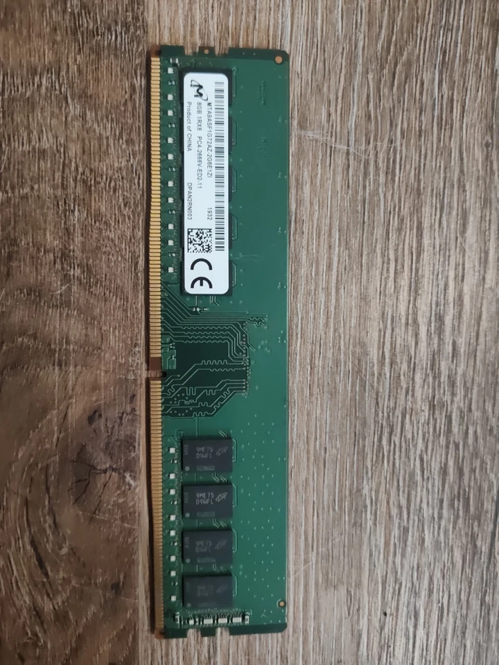 For Micron 8G 1RX8 PC4-2666V-ED2-11 Pure ECC UDIMM MTA9ASF1G72AZ-2G6E1 - Image 1 of 1