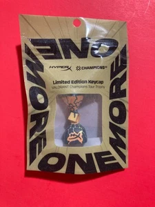 HyperX X VALORANT Limited Edition Trophy Keycap SEALED! - Afbeelding 1 van 2
