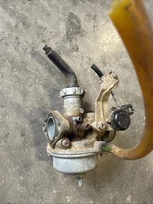 Carburador Honda Fourtrax 125 OEM 1987 Foto 1 de 4