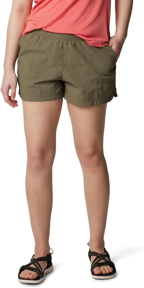 Columbia Women’s Large Regular Shorts Court