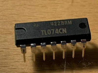 TL074CN -  Texas Instruments IC - Quad FET Low Noise Op Amp, DIP-14.  - Image 1 of 3