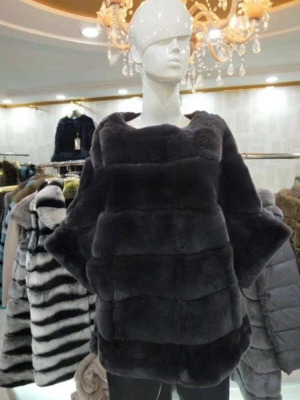 Poncho de piel de conejo Real Rex abrigo chaqueta a rayas con manga de ala de murciélago cálido pulóver Foto 1 de 4