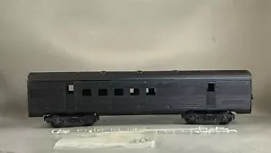 Athearn - Undecorated - Streamlined RPO Car # None - Picture 1 of 7