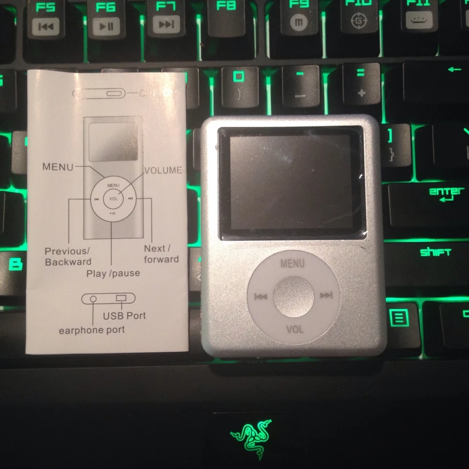 MP3 Player lettore, espansione memoria con sd memory card, argento, USB - Immagine 1 di 1