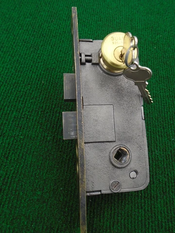 1  1/2" BS, RHC READING # F 1247 PUSH BUTTON ENTRY MORTISE LOCK w/KEYS (15366) Cover