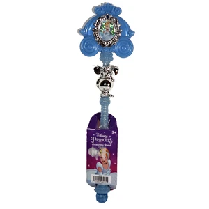 Costume Disney Principessa Cenerentola Esplora il tuo Mondo Bacchetta Spinner Giocattolo 12". Nuovo con etichetta - Foto 1 di 10