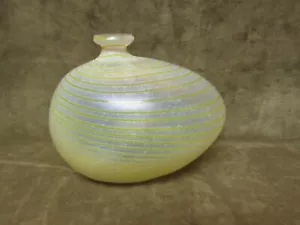 Vaso in vetro artistico afrodite Kosta Boda Bertil Vallien anni 80 non firmato giallo - Foto 1 di 5