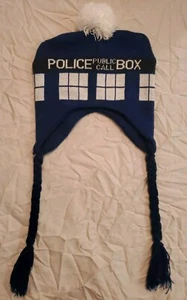Doctor Who Dr. Beanie Skimütze Ohrenklappen Tardis blau One Size 2009 Strickmütze ** - Bild 1 von 6