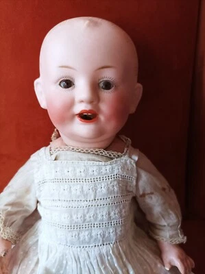 Ravissant petit bébé caractère tête porcelaine F. Schmidt 1272 - Photo 1/4