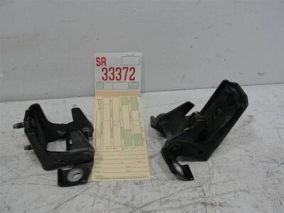 Door Hinge Continental 1999 Lincoln Left Driver Side Rear Upper Lower Hinges OEM - Image 1 of 4