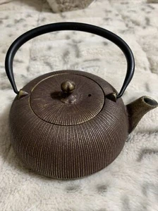 Antik signierte chinesische Teekanne Metall mit Sieb - Bild 1 von 5