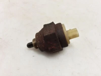 Jeep TJ Wrangler Rubicon NP241 Transfer Case Switch 2003 2004 2005 2006 96099 - Image 1 of 4