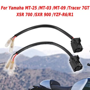 Conector de señales de giro de 2 pines para Yamaha YZF-R1 MT-03 MT-09 SP XSR 700 Tracer 9 - Imagen 1 de 8