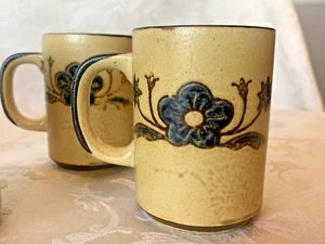 Juego de 4 tazas de café de té florales azules pintadas a mano ~ Hechas en Japón 4" - Imagen 1 de 12