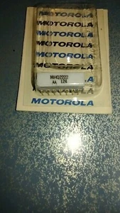 Motorola MHQ2222 Quad DIP NPN transistors/NIP/White ceramic w/ gold plated leads - Picture 1 of 5