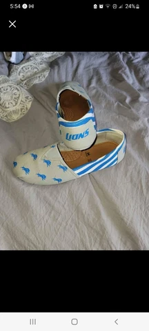 NFL Football Team Logo Stripe Womens Slip On Canvas Shoes - Detroit Lions Team Cover