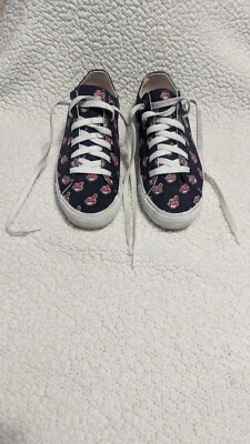 Zapato de tenis juvenil Cleveland Indians azul marino Chief Wahoo parte superior baja talla 4,5 para hombre Foto 1 de 4