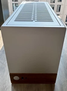 SFF ITX Gaming PC | RTX 4080 Super OC | Ryzen 7 7800X3D | 32GB RAM | 1 TB SSD - Picture 1 of 9