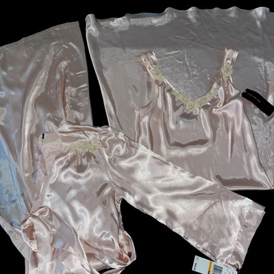 NWT Jones New York Liquid Satin Pink Long Gown & Robe Set Small S/M Beaded $120 - Image 1 of 4
