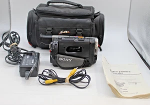 Sony Handycam Vision Digital Video Camcorder CCD-TRV87 Parts Or Repairs - Photo 1/4
