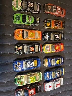 Lote de 14 De Colección Diecast y Mini Coches Nascar Racing Lote Mixto Años 90 - ¡Todo Nuevo!  Foto 1 de 4