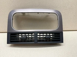 1999-2004 Jeep Grand Cherokee Center Dash Radio Bezel Trim with Air Vent OEM - Bild 1 von 9