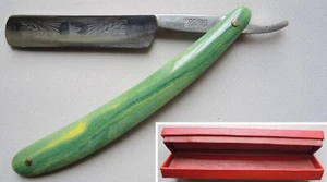 Cut Throat Straight RAZOR /old WORKER KOLKHOZNITSA STATUE Vintage USSR 1956 +Box - Imagen 1 de 5