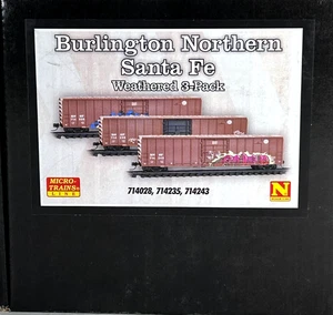 MICRO-TRAINS 3-PK WEATHERED W/GRAFITI 50' RIB SIDE BOX CAR BNSF 98305048 - Picture 1 of 4