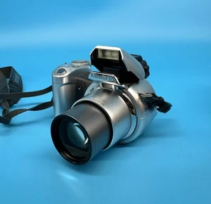 KONICA MINOLTA DIMAGE Z1 3.2MP Digital Camera, Silver - Tested - Picture 1 of 11