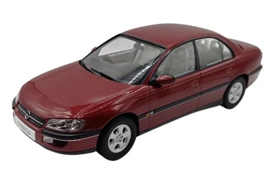 Triple9 T9-1800432 Opel Omega B dunkelrot metallic Maßstab 1:18 Modellauto - Bild 1 von 3