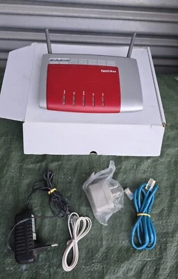 MODEM ROUTER WIRELESS FRITZ BOX 3272 - WIFI WLAN 450 Mbit/s adsl 2 - Immagine 1 di 4