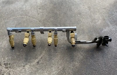 99 00 01 02 2001 2002 Mercury Cougar carril de combustible con inyectores 2,5 L envío rápido Foto 1 de 4