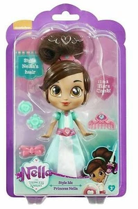 Nella the Princess Knight Style Me Knight Doll with hair accessories - Picture 1 of 4