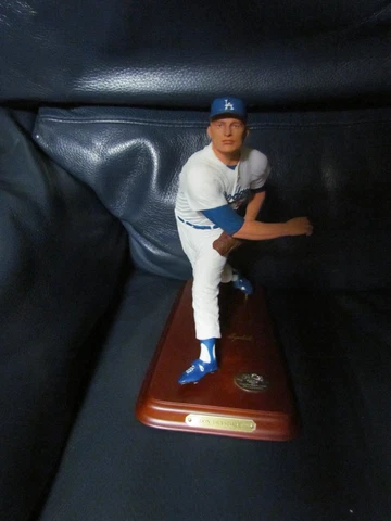 DON DRYSDALE DANBURY MINT LIMITED ED FIGURINE Cover