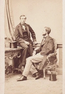 Prince Robert, Duke of Chartres 1840-1910- ORIGINAL ROYALTY CARTE De VISTE CDV - Picture 1 of 2