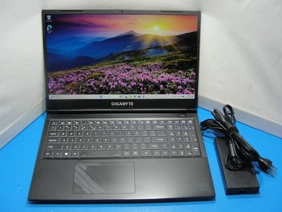 GIGABYTE G5 K5F i7-12th 15.6" FHD 16GB 512GB SSD NV RTX 4060 8GB 144Hz Win11Home Foto 1 de 4