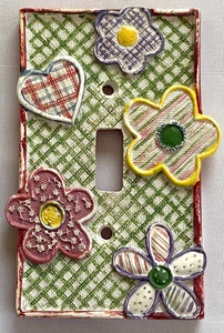 Vtg Flower Heart Plaid Ceramic Light Switch Cover Kids Girls Bedroom Decor - Picture 1 of 2