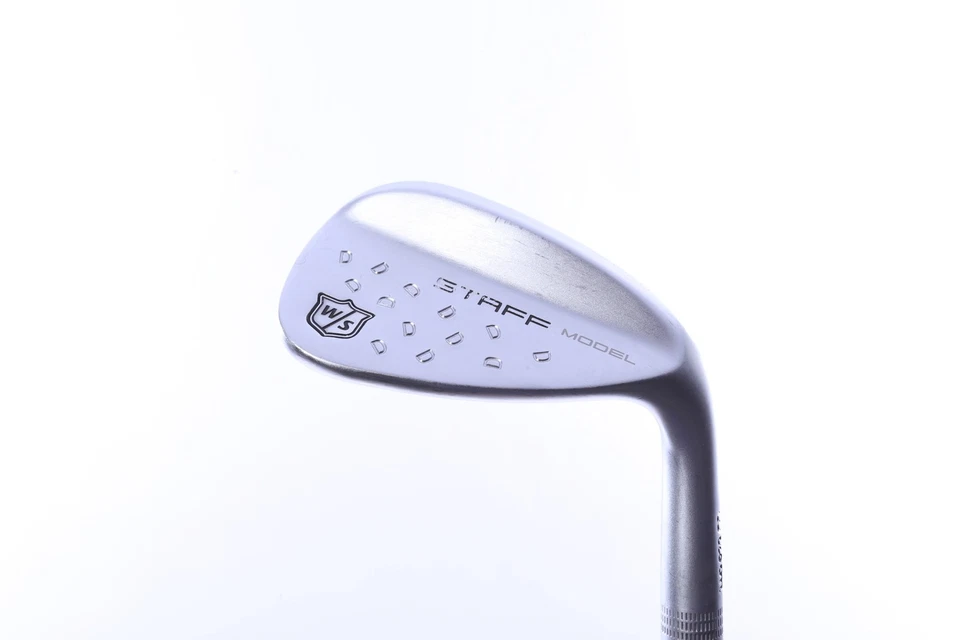 Cuña hueca Wilson Staff modelo forjada 50* derecha 36,5 pulgadas eje de acero flexión extra rígida Foto 1 de 4