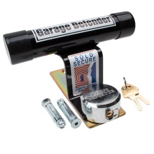 BLACK Garage Door Defender Lock HEAVY DUTY SECURITY SYSTEM, Padlock + Fixings - Picture 1 of 2