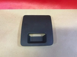 2011-2014 Kia Sportage Interior Fuse Box Cover Access Panel OEM 84753-3W010 - Picture 1 of 5