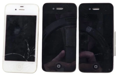 Lot of 3 Apple iPhone 4 & 4s Smart Phones Non-Working Only for Parts or Repair - Image 1 of 4